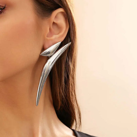 Exaggerated Metal Triangle Bend Pointed Earrings for Women - Minimalist Geometric Curved Stud Jewelry for 2025