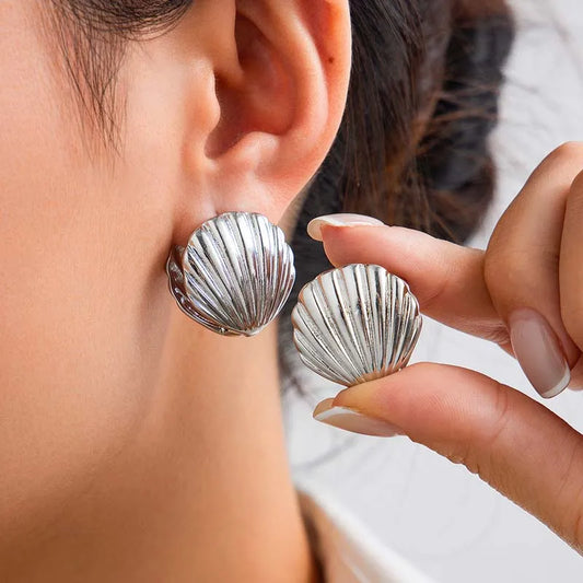 2024 New Vintage Metal Shell Stud Earrings for Women - Creative Gold Color Geometric Scalloped Jewelry