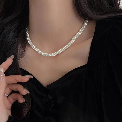 Vintage Multilayer Pearl Choker Necklace - Elegant Twisted Imitation Pearl Chain for Brides