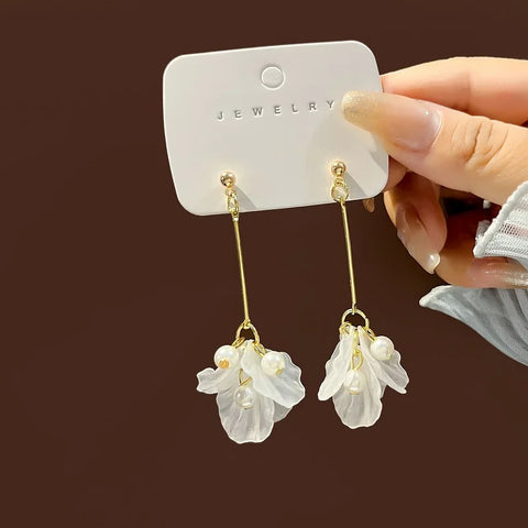Vintage White Heart Shell Flower Drop Earrings – Elegant Wedding Jewelry Gift for Women
