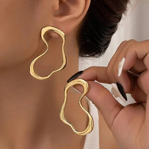 Minimalist Metal Irregular Hollow Pendant Earrings - Gold Geometric Statement Jewelry for Women