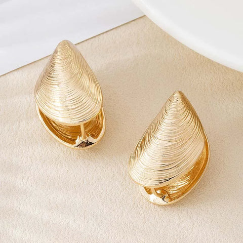 2025 New Fashion Big Starfish Shell Stud Earrings - Bohemian Gold Color Star Drop Earrings for Women