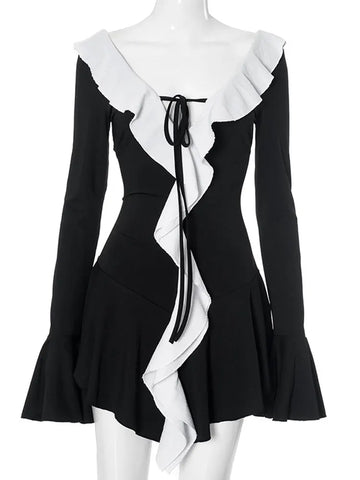 Elegante witte geplooide mini-jurk met vetersluiting voor dames - V-hals, lange mouwen, sexy, slanke zomerjurk