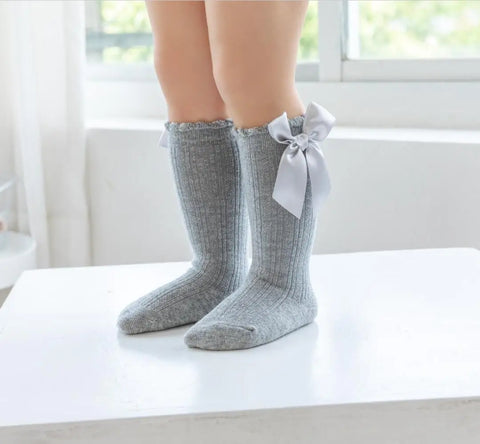Meisjeskousen met grote strik en kniekousen voor baby's 