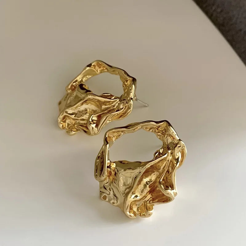 Simple Fashion Gold Color Irregular Metal Stud Earrings for Women - Statement Jewelry for Parties and Christmas Gifts