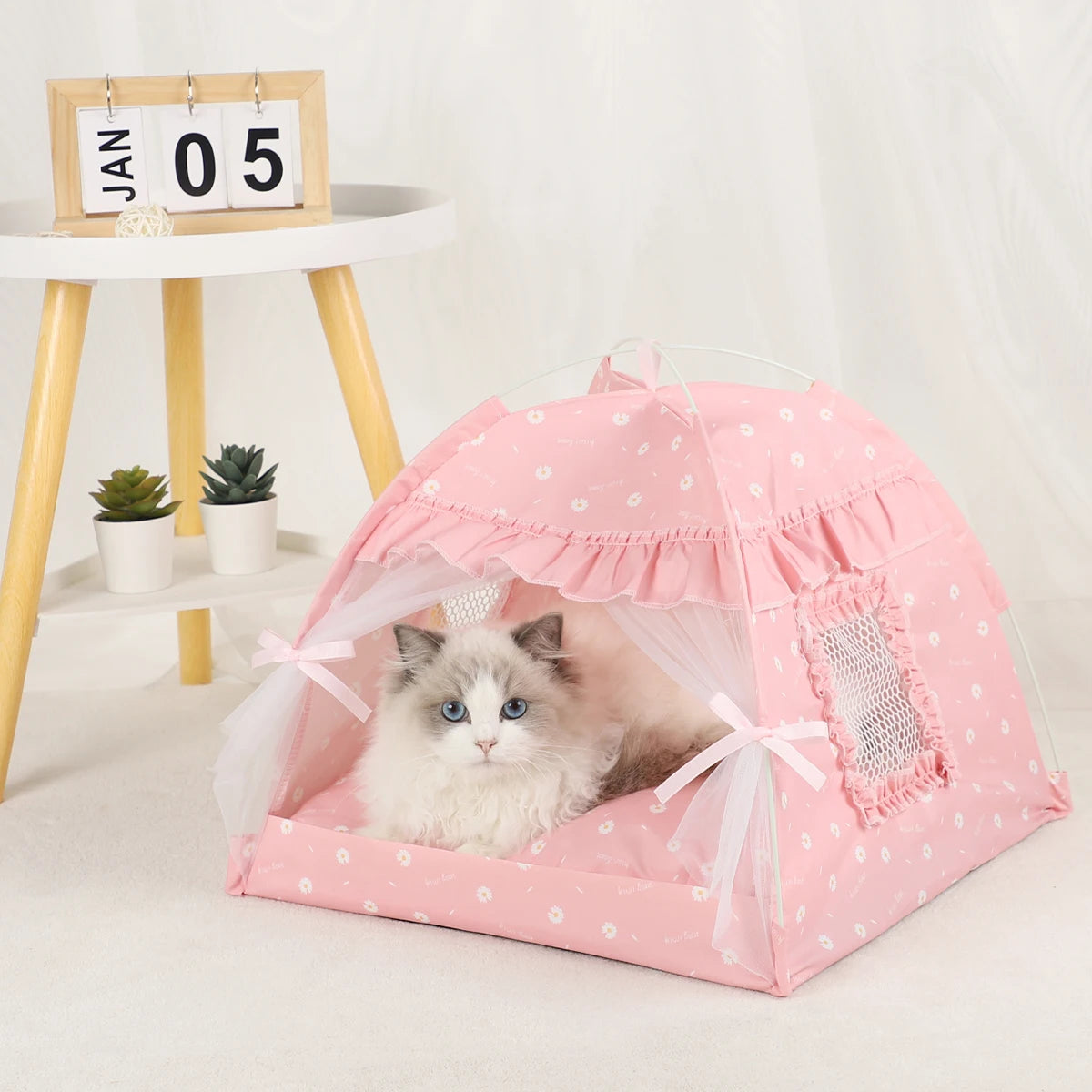 Cozy Clamshell Cat Tent Bed - Perfect for Your Feline Friend