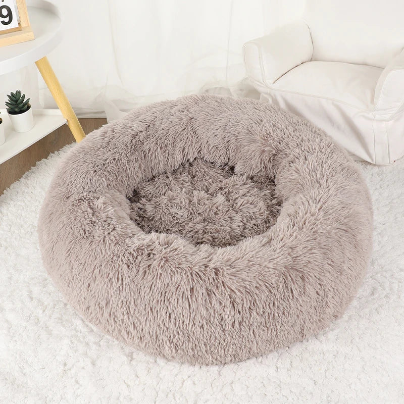 Plush Round Donut Dog Bed - Cozy & Stylish Bed for Medium to Large Pets