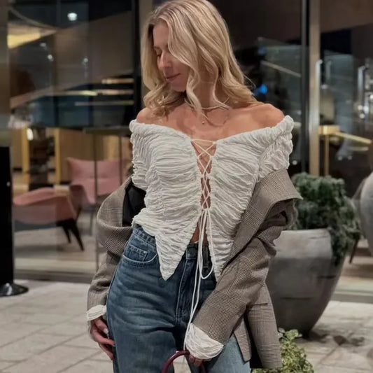 Tuularose Witte V-hals top met vetersluiting - Casual vest met lange mouwen voor dames