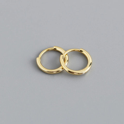 WANTME 925 Sterling Silver Simple Huggies Earrings