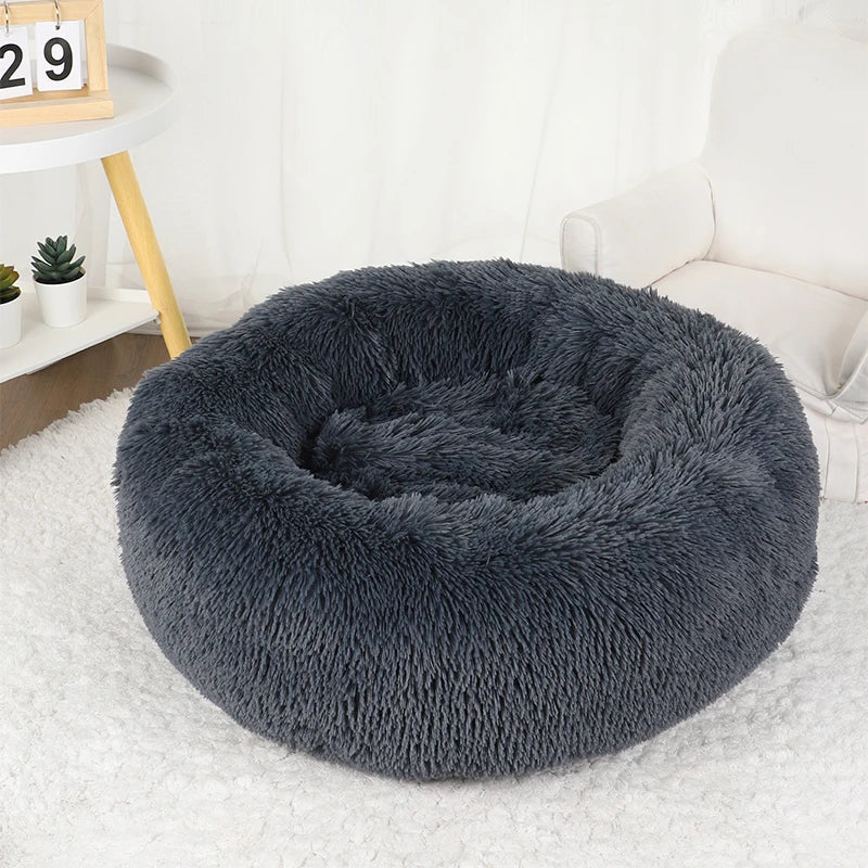 Plush Round Donut Dog Bed - Cozy & Stylish Bed for Medium to Large Pets