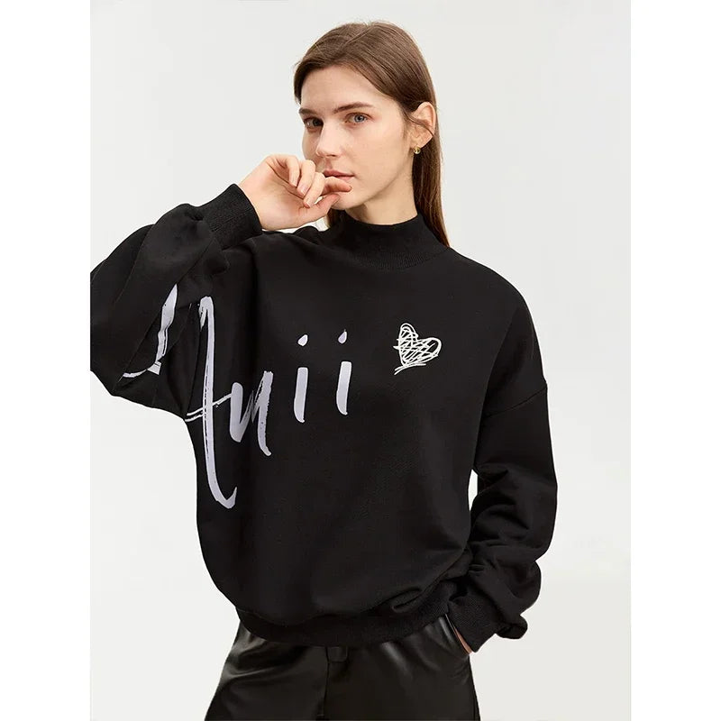 AMII Minimalist Lamb Fleece Hoodie for Women