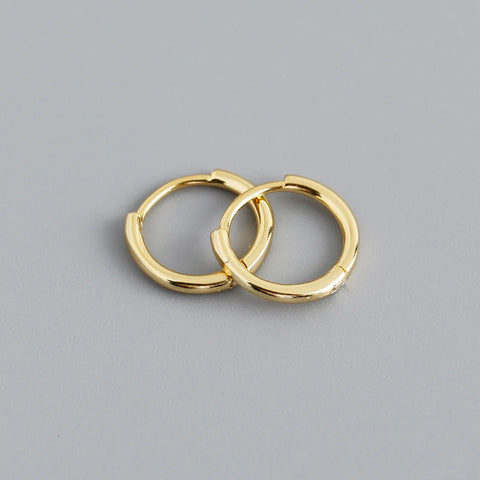 WANTME 925 Sterling Silver Simple Huggies Earrings