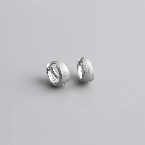 WANTME 925 Sterling Silver Wide Huggies Gothic Hoop Earrings