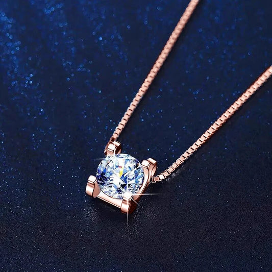 IOGOU 0.5ct D Moissanite Pendant Necklace in 18k Rose Gold Plated