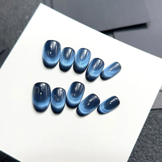 Handmade Press on Nails - 10pcs Cat-eye Design