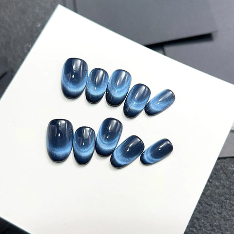 Handmade Press on Nails - 10pcs Cat-eye Design