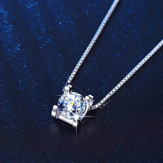 IOGOU 0.5ct D Moissanite Pendant Necklace in 18k Rose Gold Plated